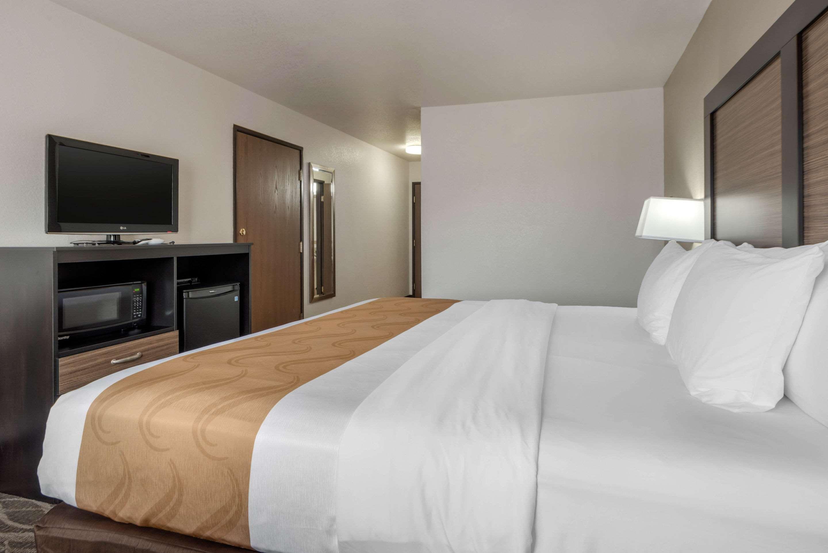 Quality & Hotel