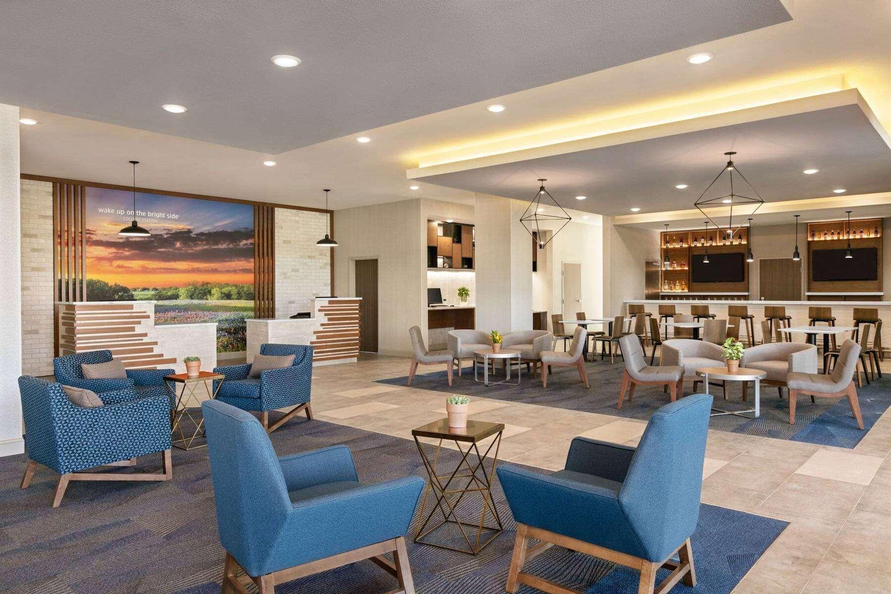 Hotel La Quinta & By Wyndham 3*