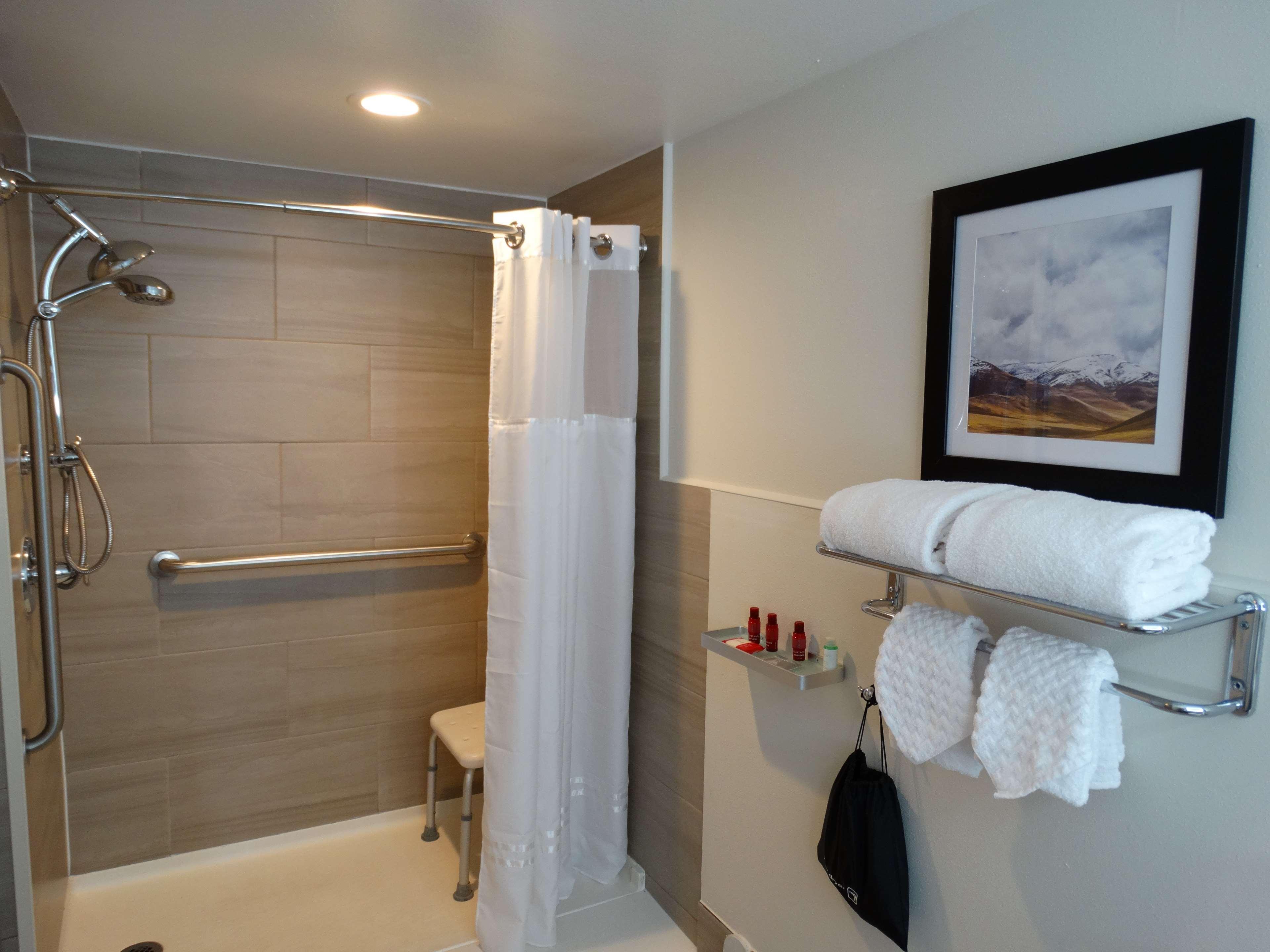 Western Premier East Hotel 3*