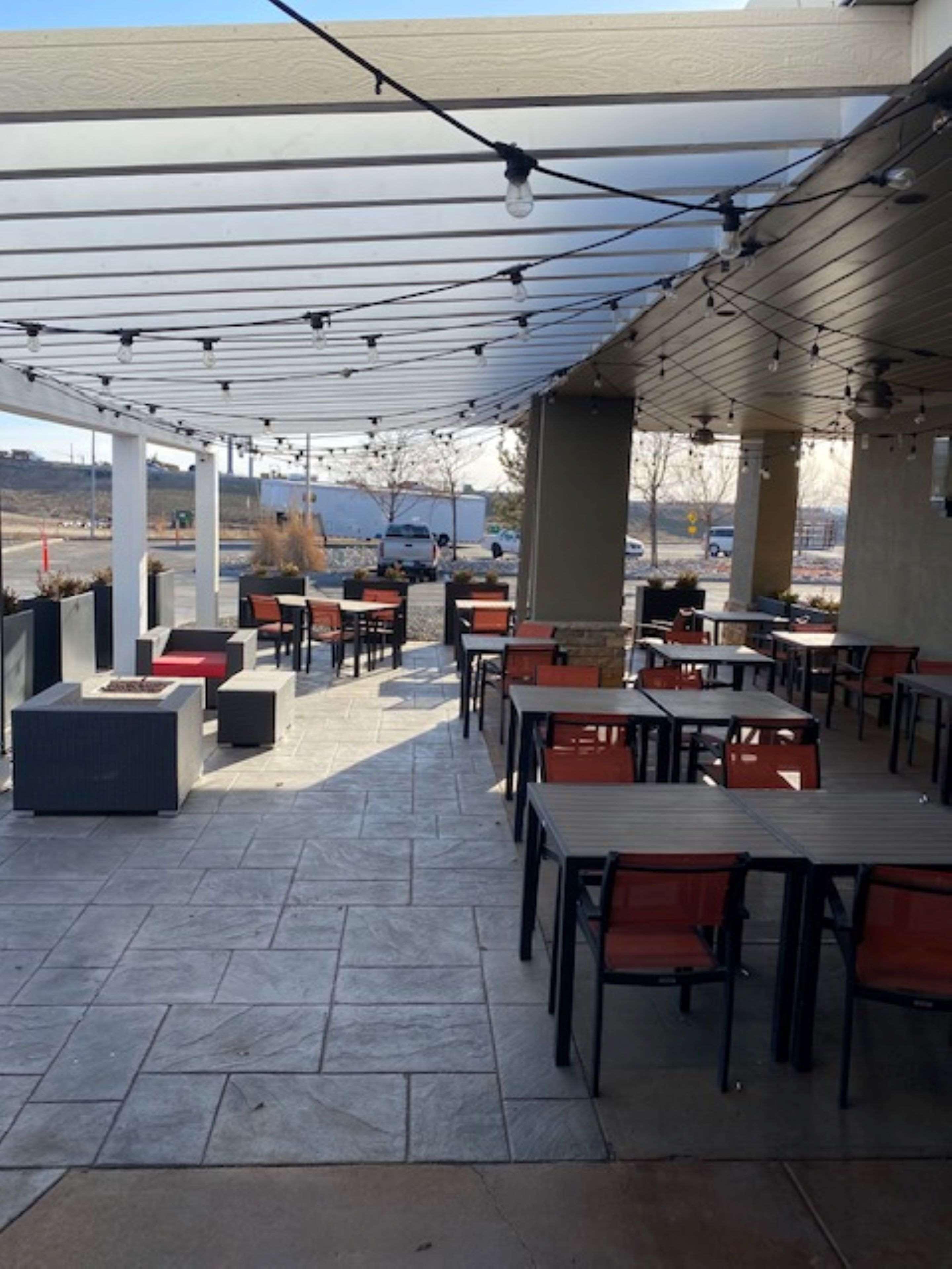 Hotel Western Premier East 3*