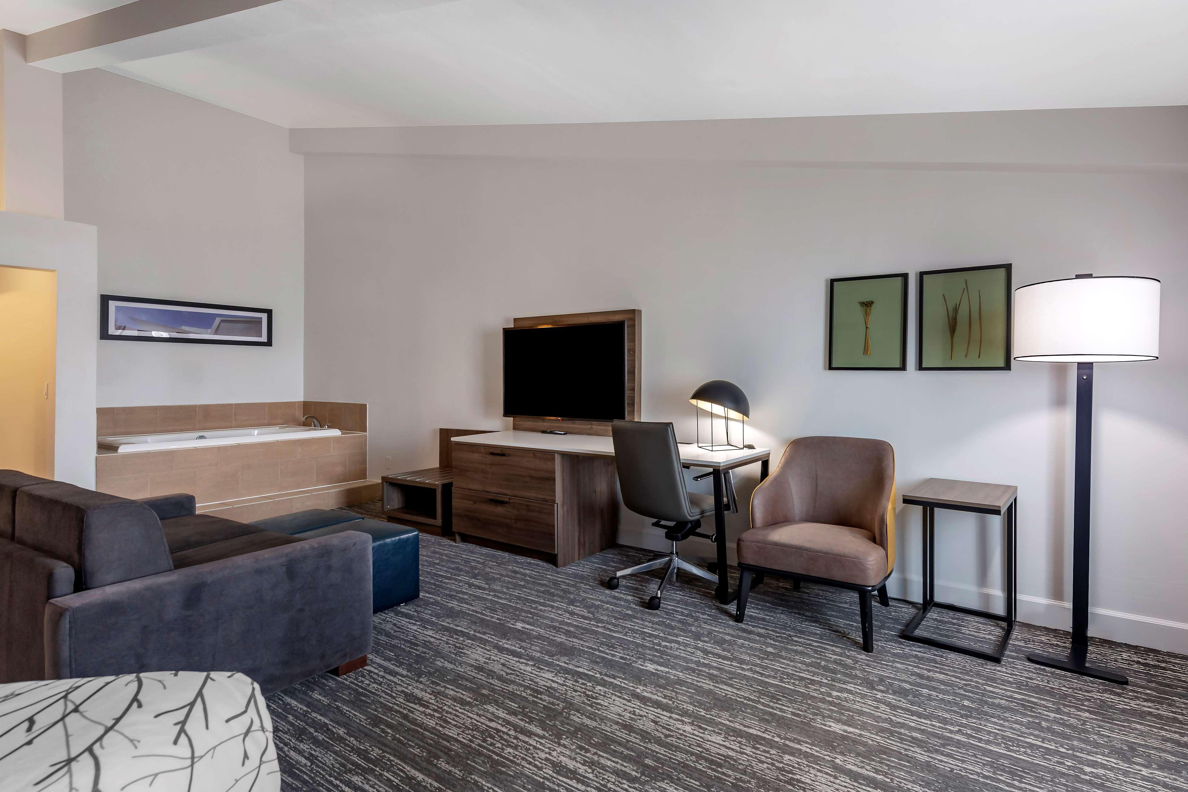Hotel Western Premier East