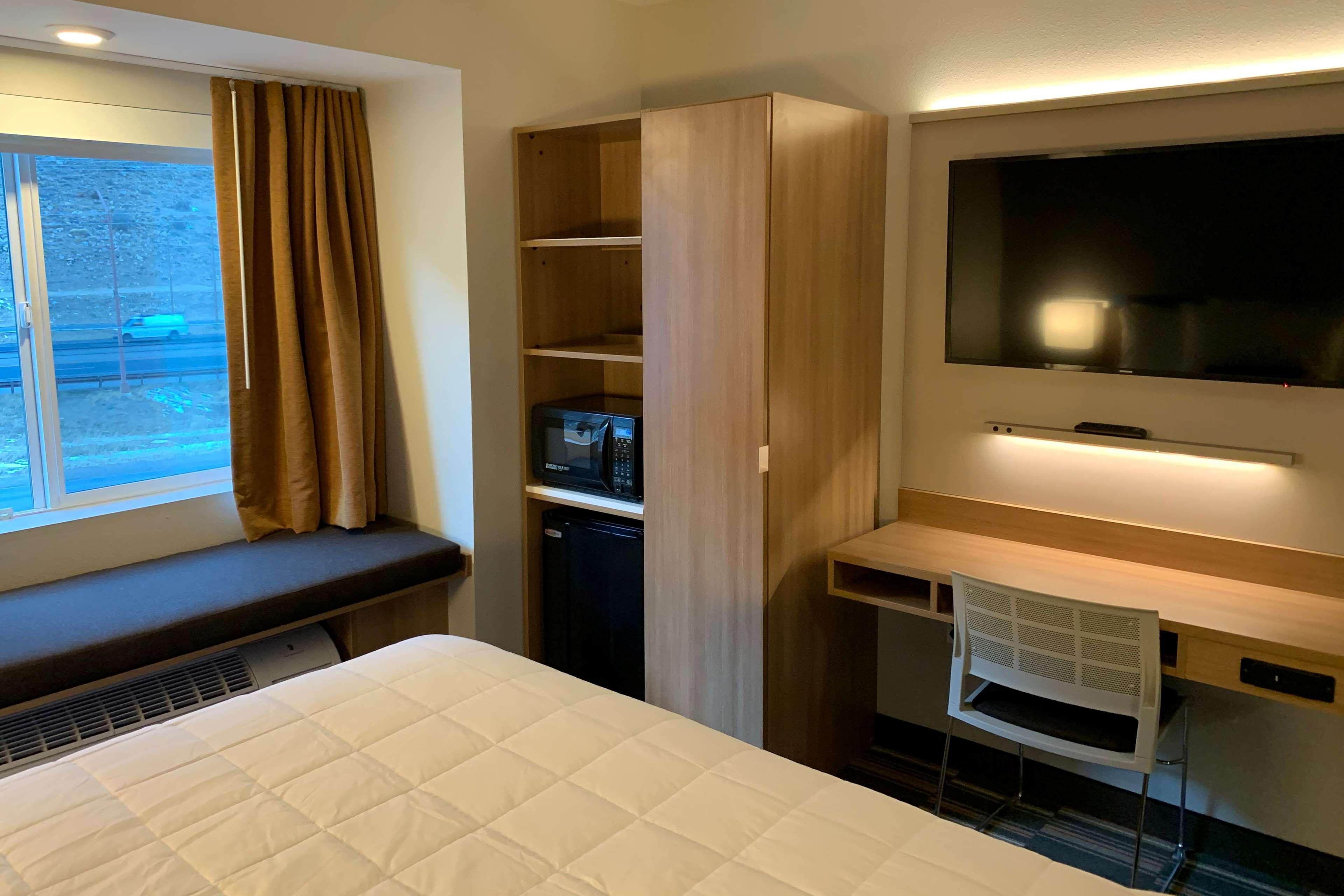 Hotel Microtel & By Wyndham