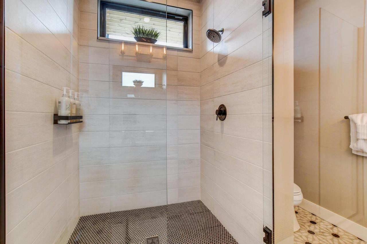 Holiday home New Hideaway Park: Luxury Loft With Rooftop Hot Tub *