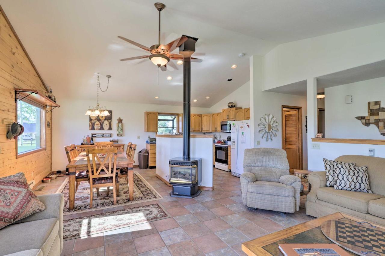 Inviting Vacation Near Lake! * Pagosa Springs