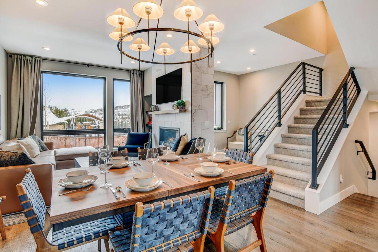 New Hideaway Park: Luxury Loft With Rooftop Hot Tub *