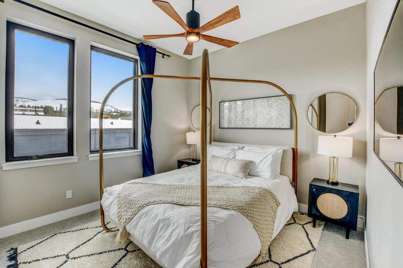 New Hideaway Park: Luxury Loft With Rooftop Hot Tub Holiday home Winter Park