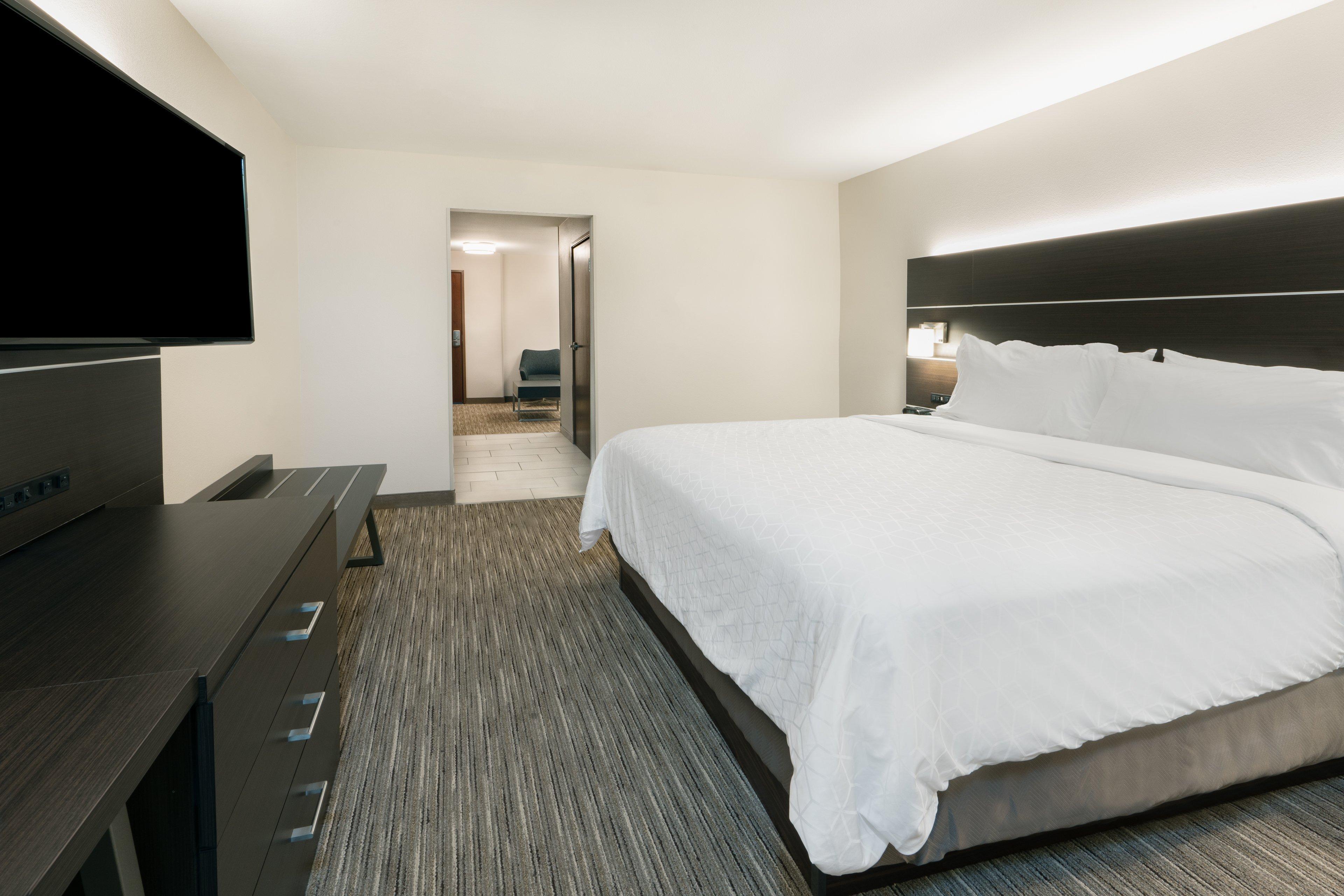 Hotel Holiday Express & By Ihg Trinidad