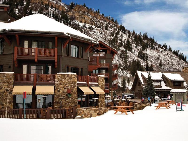 Ritz-carlton 3 Bedroom In, Out Includes Slopeside Heated Pools And Hot Tubs Aspen
