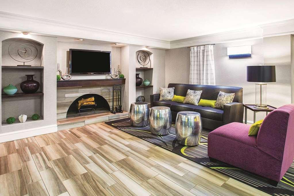 Hotel La Quinta By Wyndham Denver
