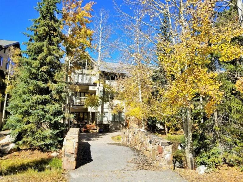 In 2 Bedroom At Chateaux Dumont Apartment Keystone