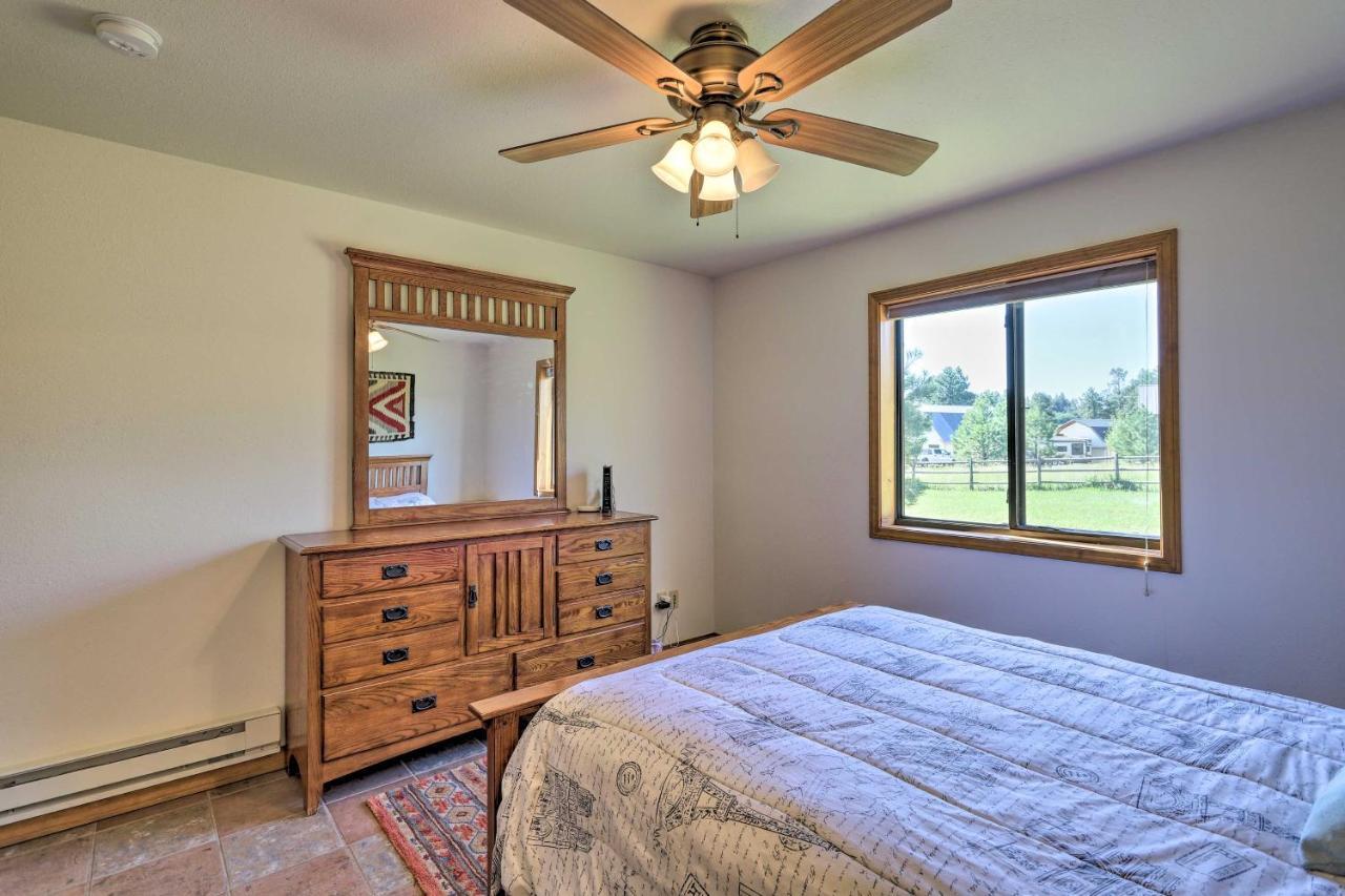Holiday home Inviting Vacation Near Lake!