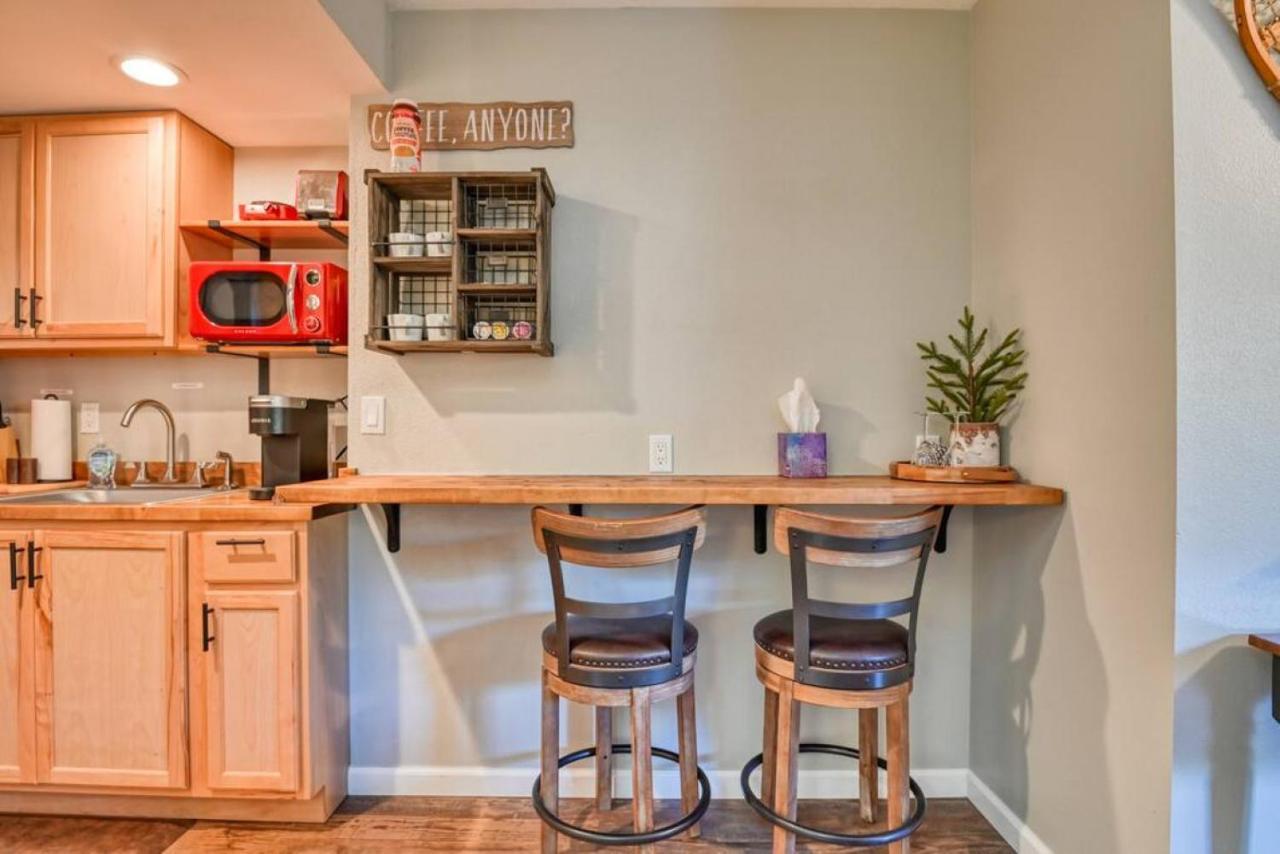 Mtn Town Escape-beavers Den, 1 Bdrm Luxury Apt *