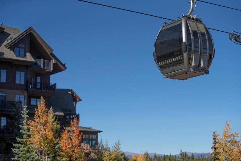Crystal Peak 7 Paradise With Spectacular Views, Hot Tubs, And Gondola On-site! *