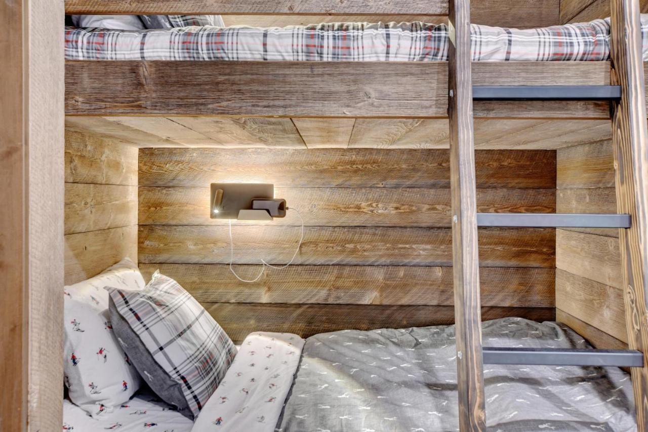 Holiday home Alpine Luxury Chalet: Ski-in/out With Hot Tub & Activities