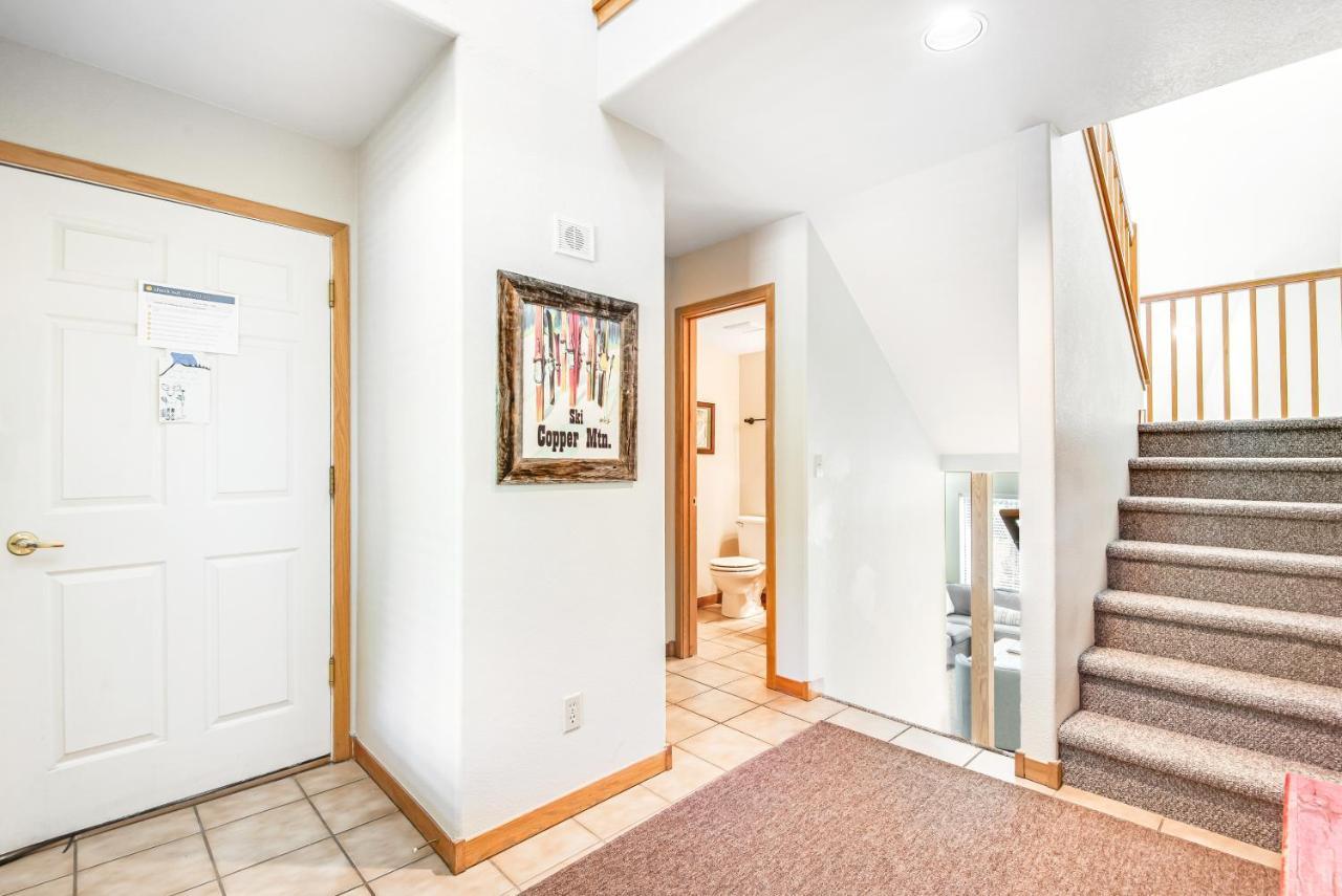 Peregrine Place * Silverthorne