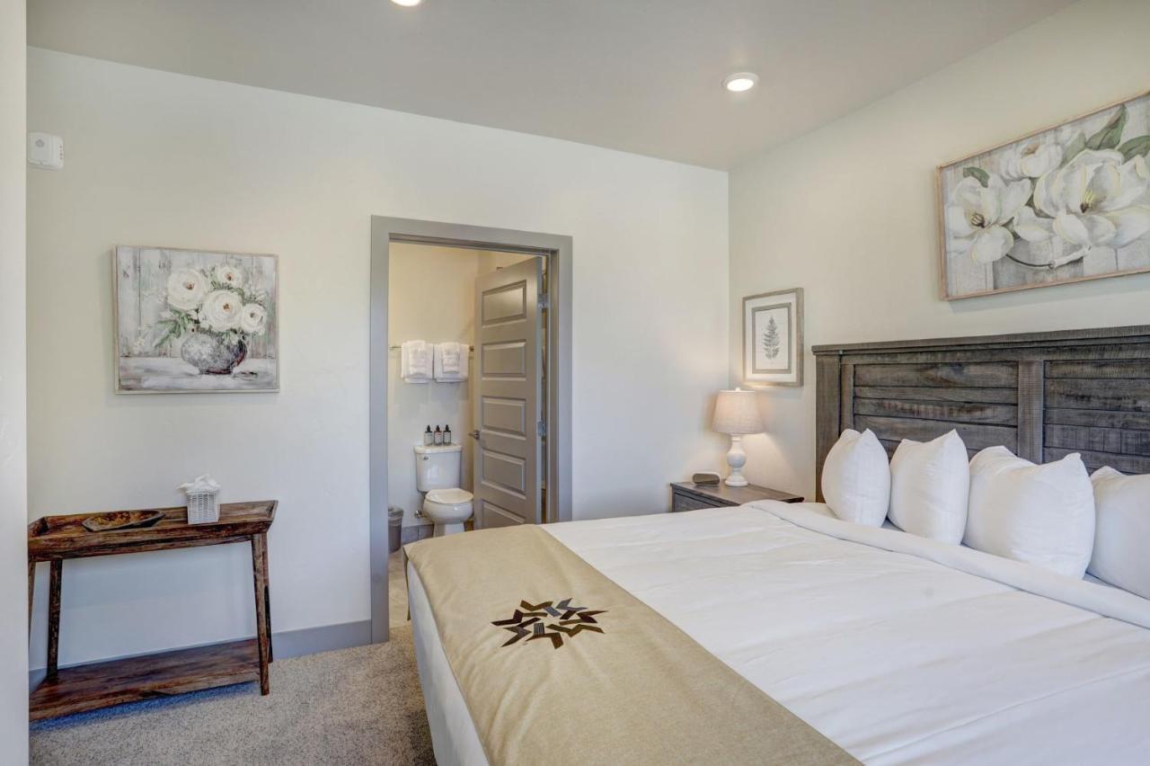 Clearwater Lofts By *