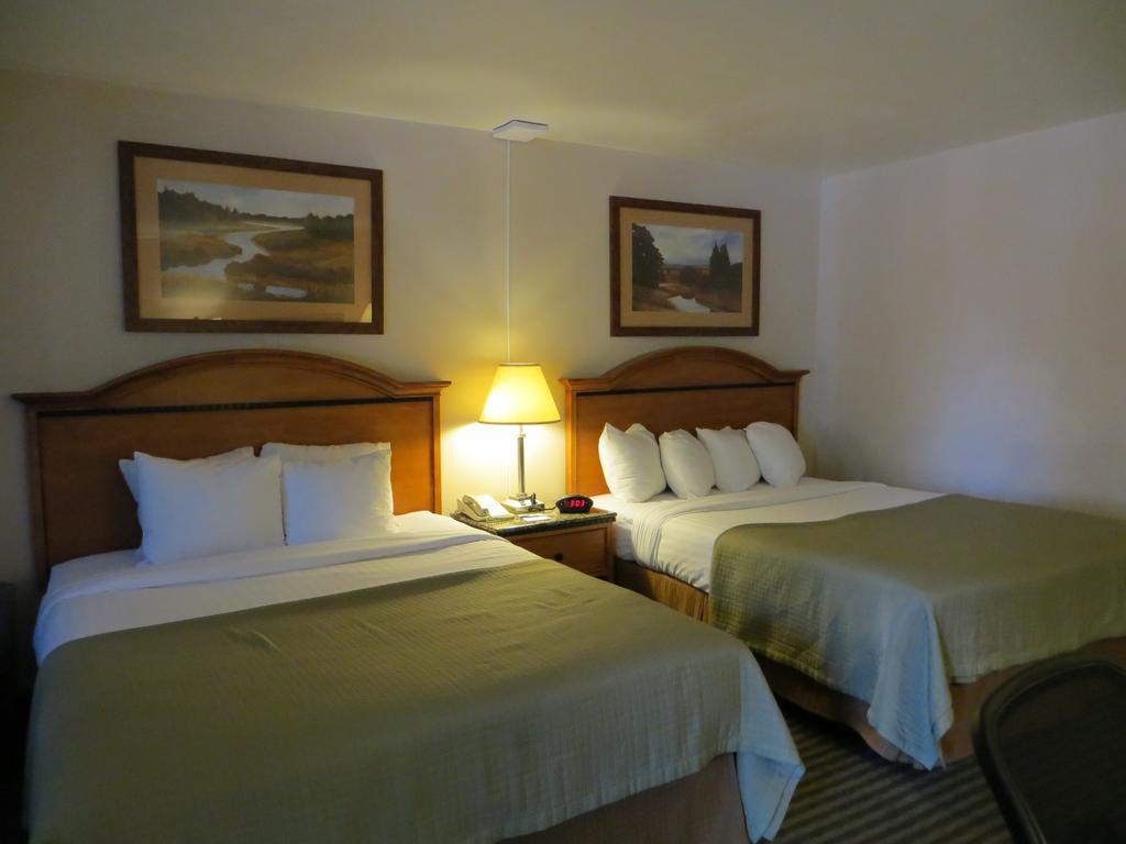 Baymont By Wyndham Motel 3*