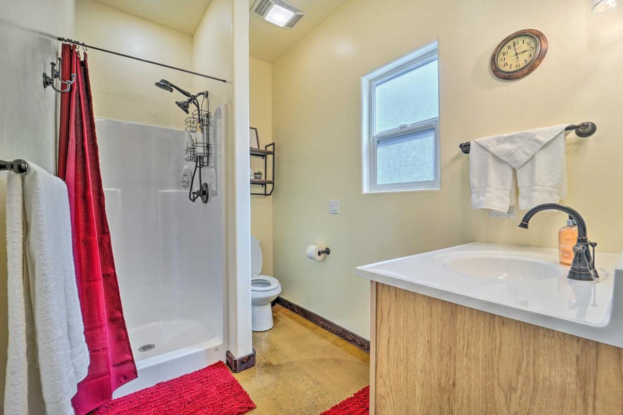 Holiday home Serene With Patio And River Access! Dolores