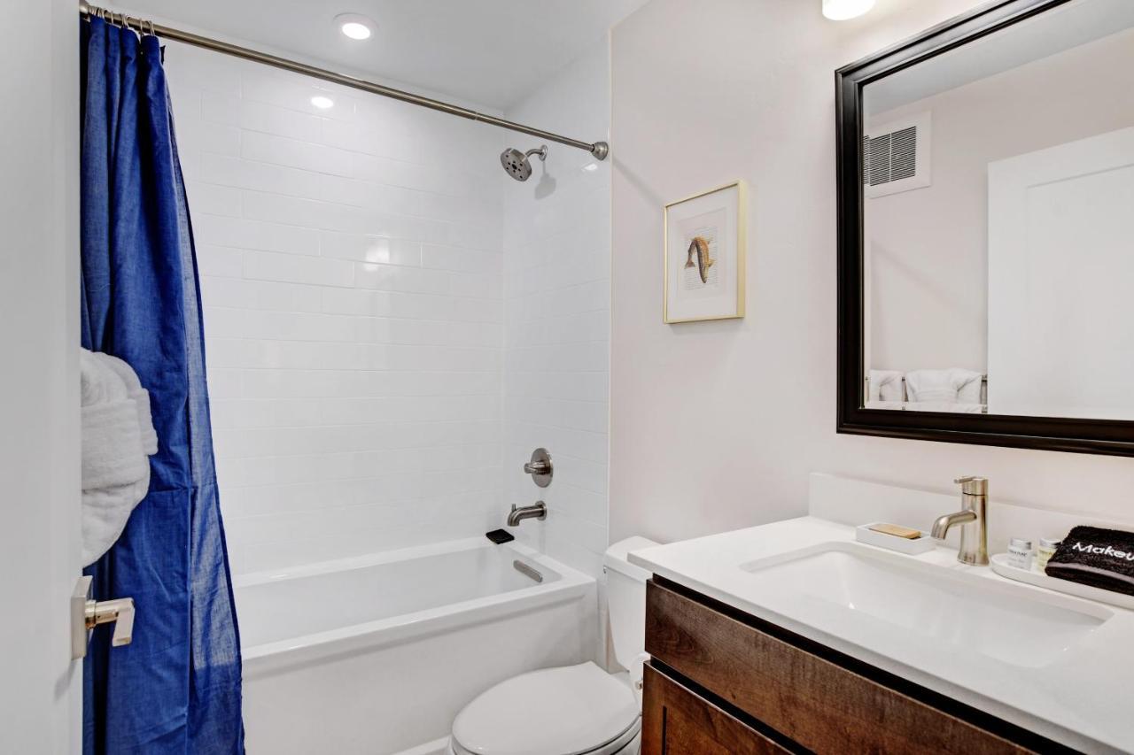 Luxury Penthouse #304: Panoramic Views & Complimentary Activities Holiday home *