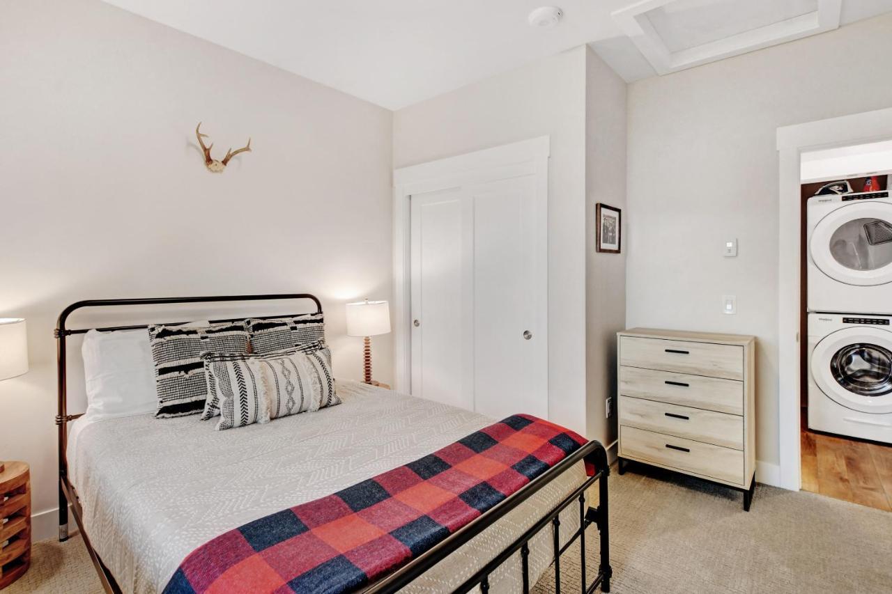 Luxury Penthouse #304: Panoramic Views & Complimentary Activities * Winter Park
