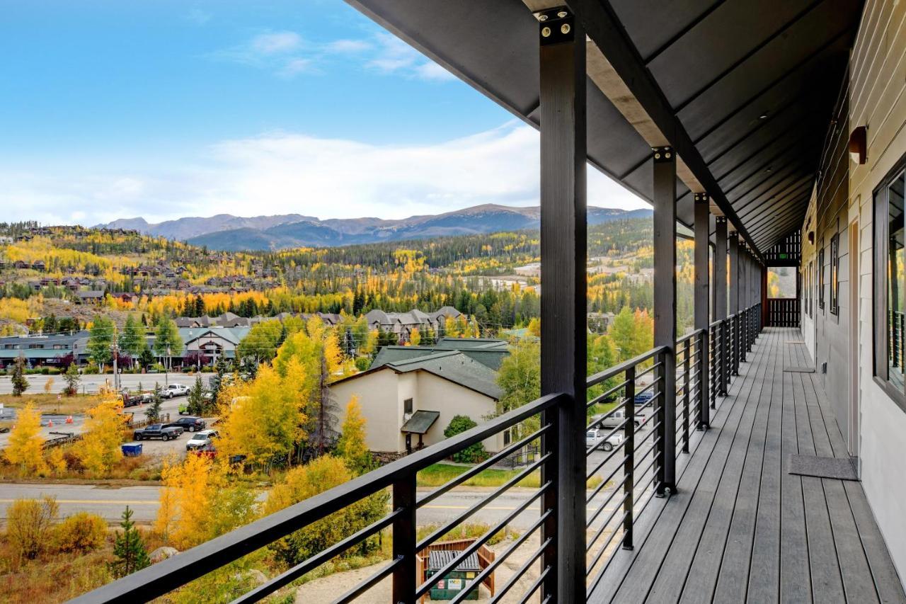 Luxury Penthouse #304: Panoramic Views & Complimentary Activities * Winter Park