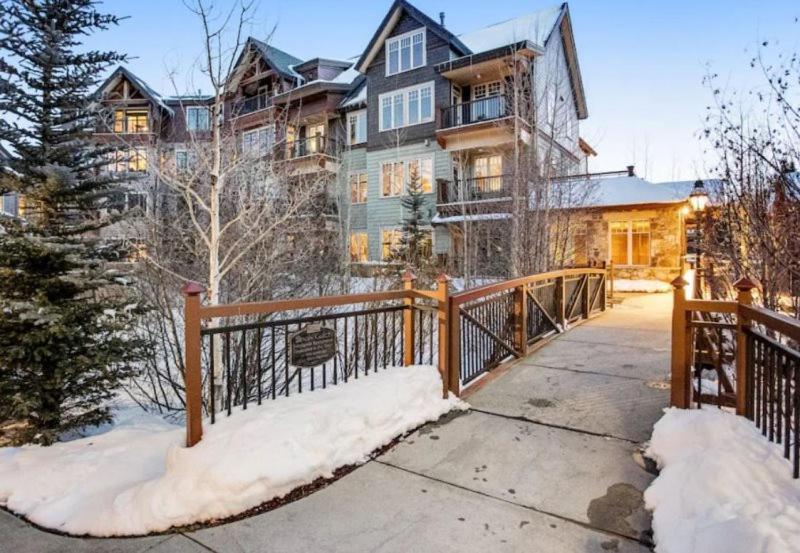 Mountain View Haven: Luxury 2br Steps From Main Street Apartment *