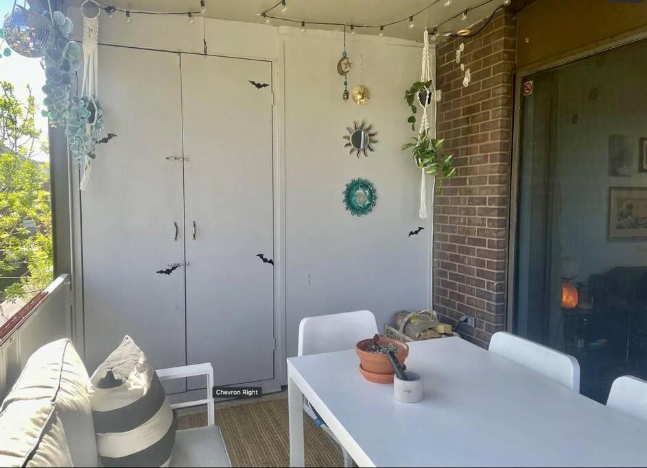 The Cutest And Coziest Little 1bd1ba Condo! *