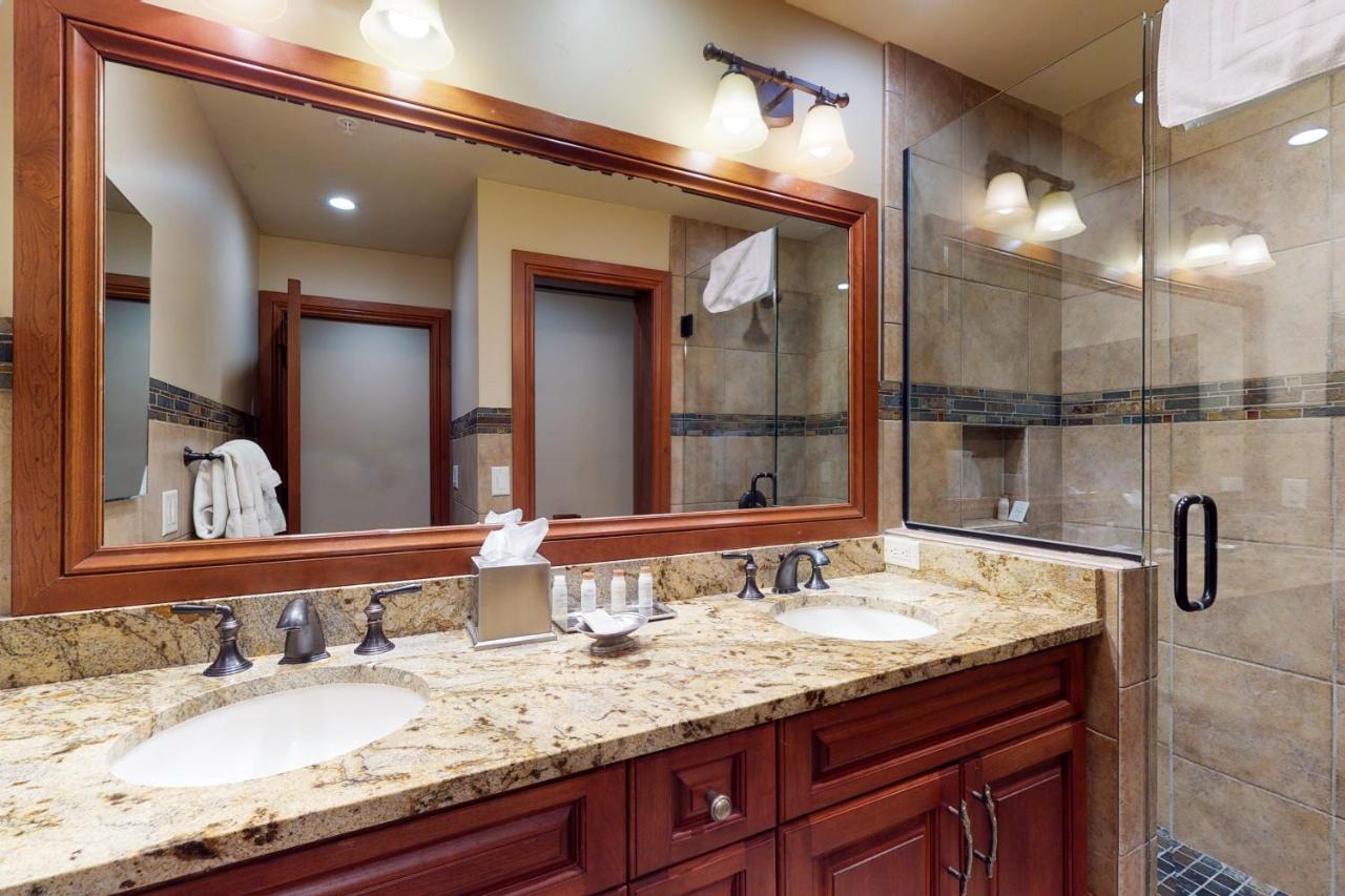 Apartment Lion Square East 307 Vail