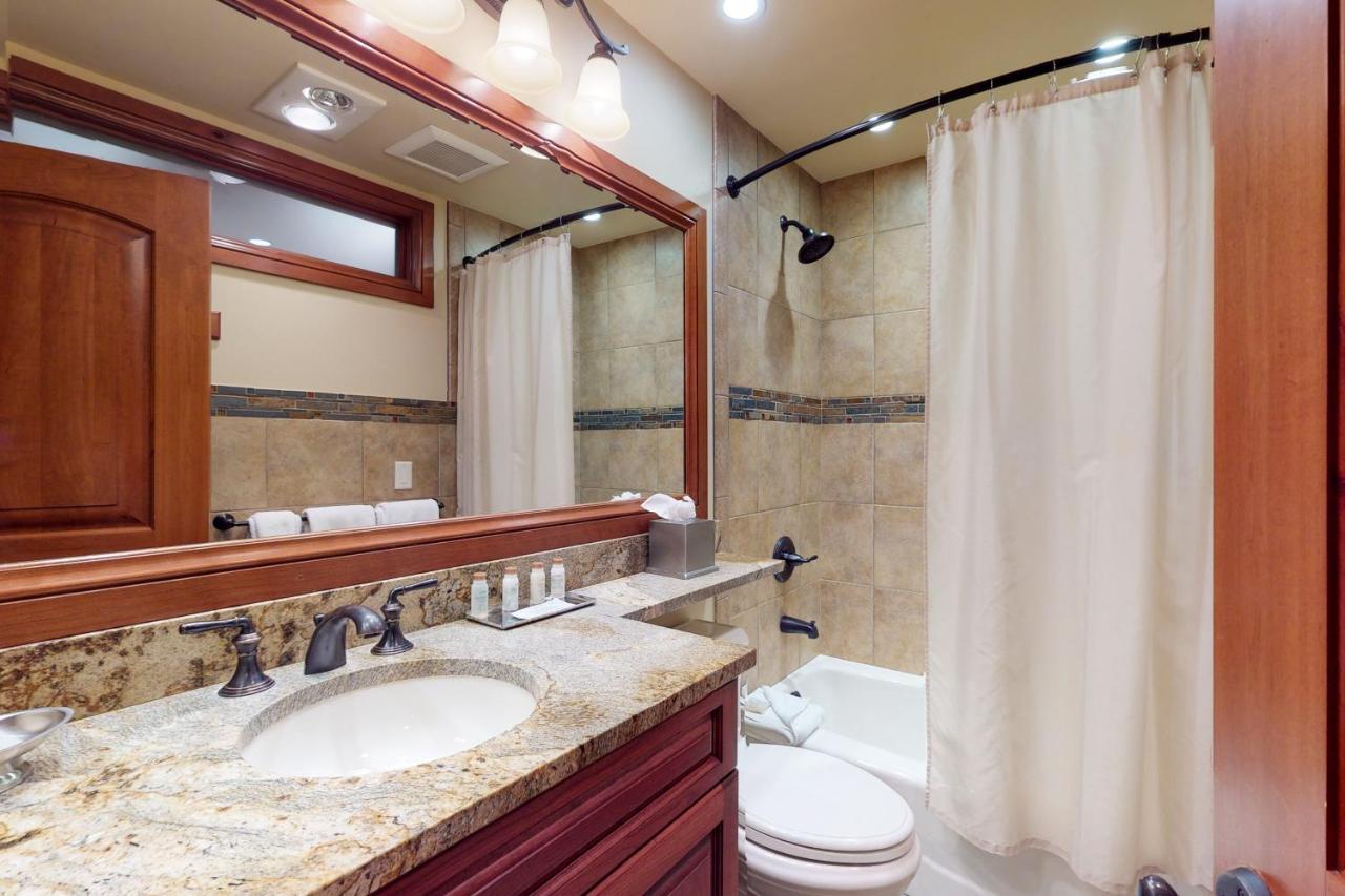 Lion Square East 307 Vail