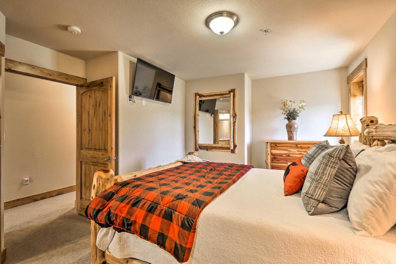 Peaceful With Patio - By Hiking Trails! Apartment Fraser