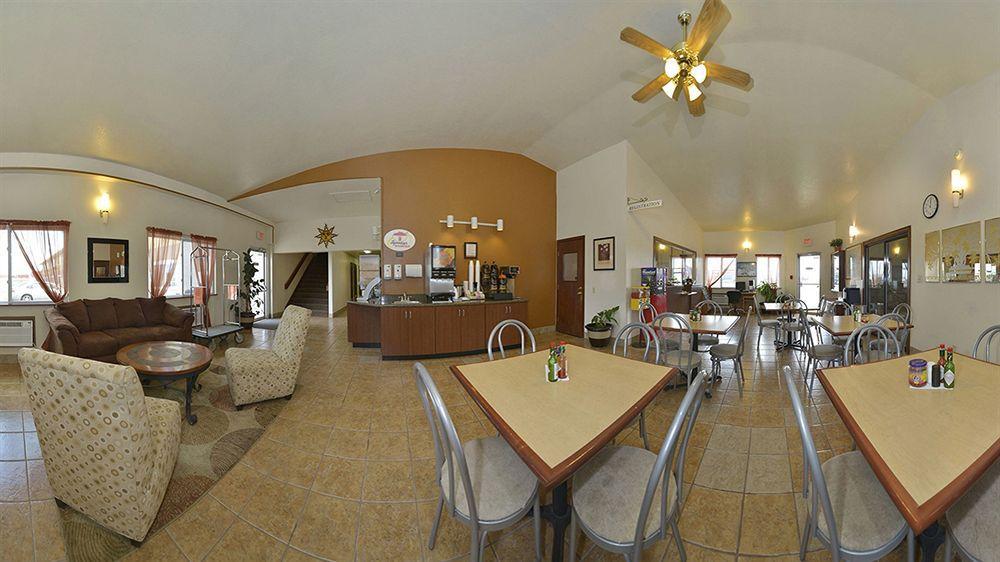 Super 8 By Wyndham Alamosa