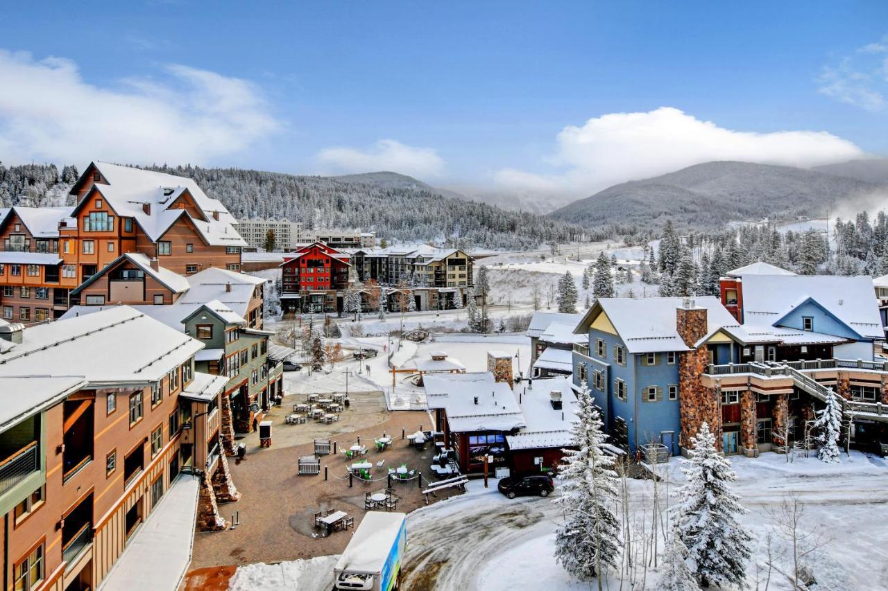 Ski-in/ski-out Luxury Penthouse: Hot Tub & Mountain Views Holiday home Winter Park