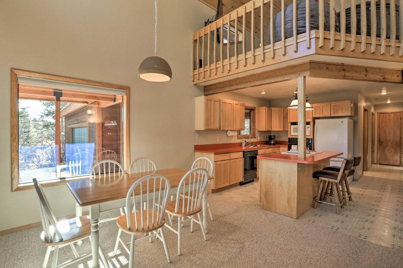 Pagosa Lakes Mountain Hideout With Community Perks! Holiday home
