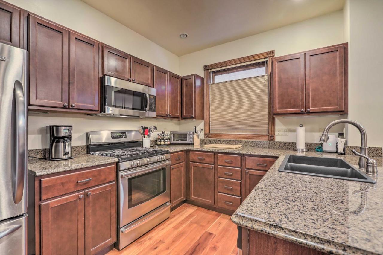 Cozy With 2 Decks! * Glenwood Springs
