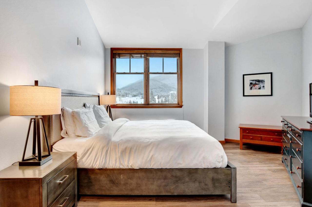 Ski-in/ski-out Luxury Penthouse: Hot Tub & Mountain Views * Winter Park