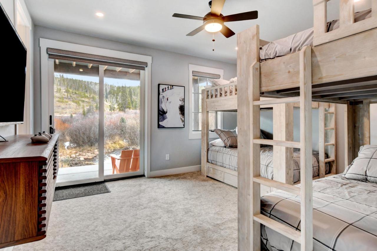 Holiday home Riverside Luxury Villa: Rooftop Oasis With Activity Perks Winter Park