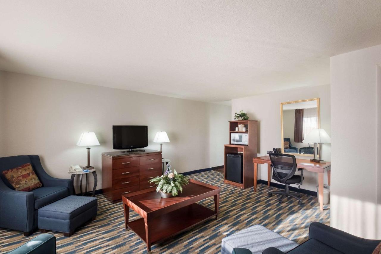 Rodeway Morgan Inn