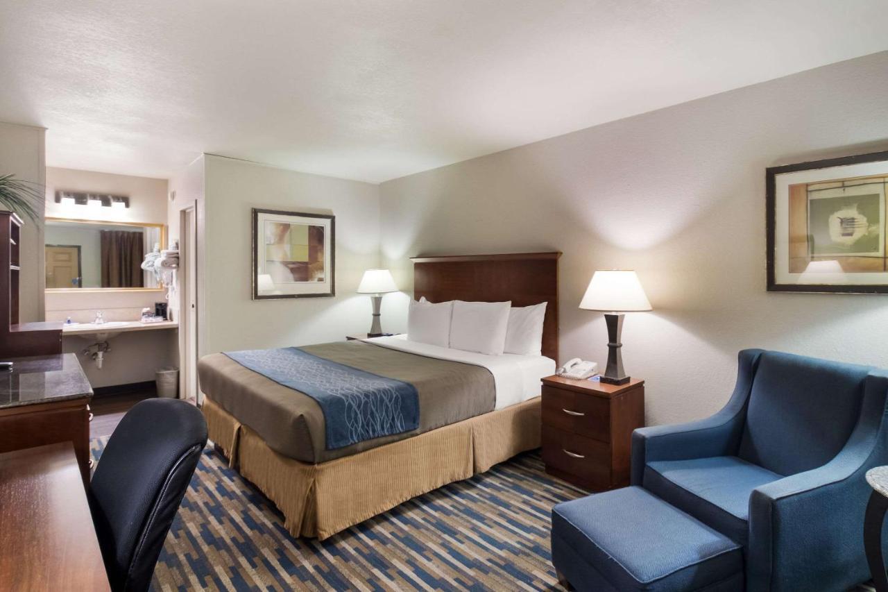 Rodeway Morgan Inn