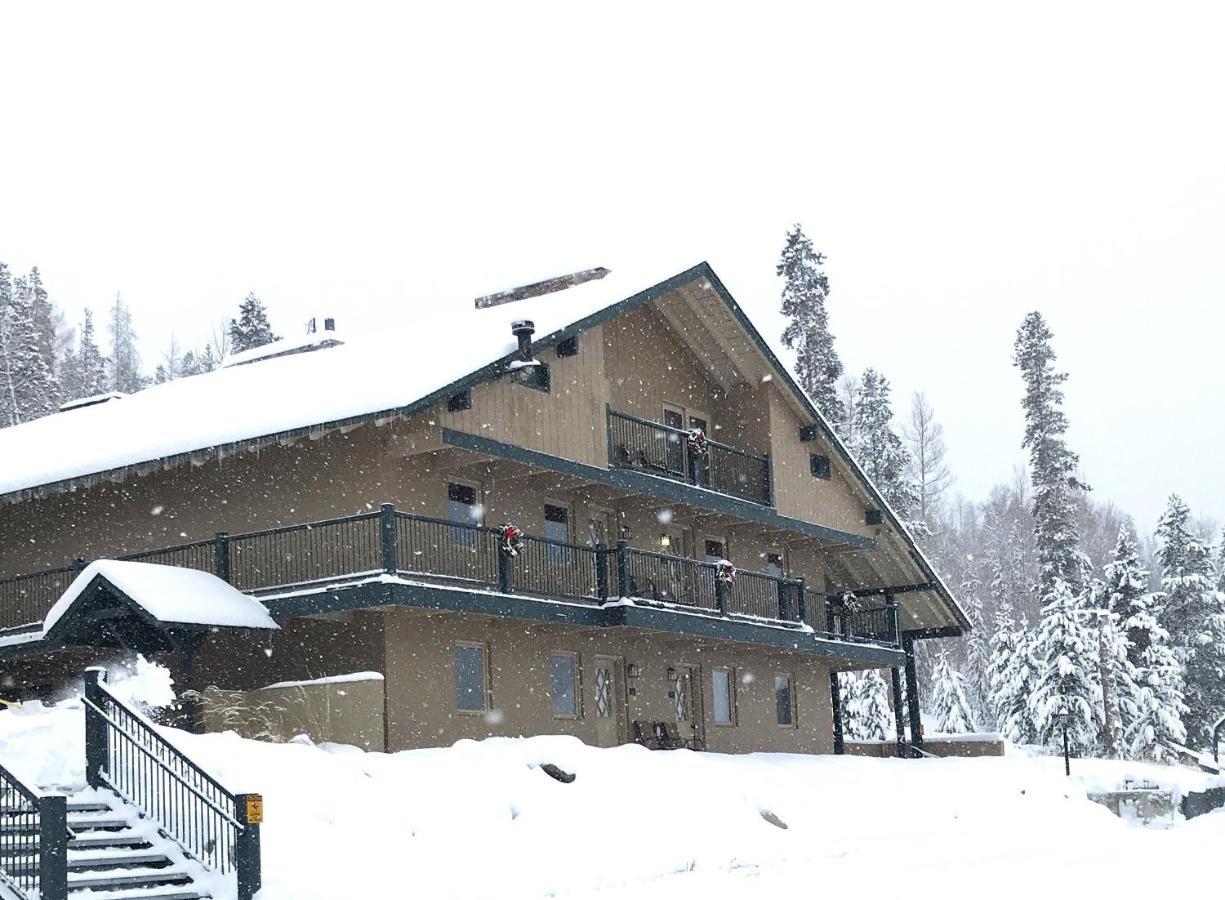 Hideaway Mountain Lodge *