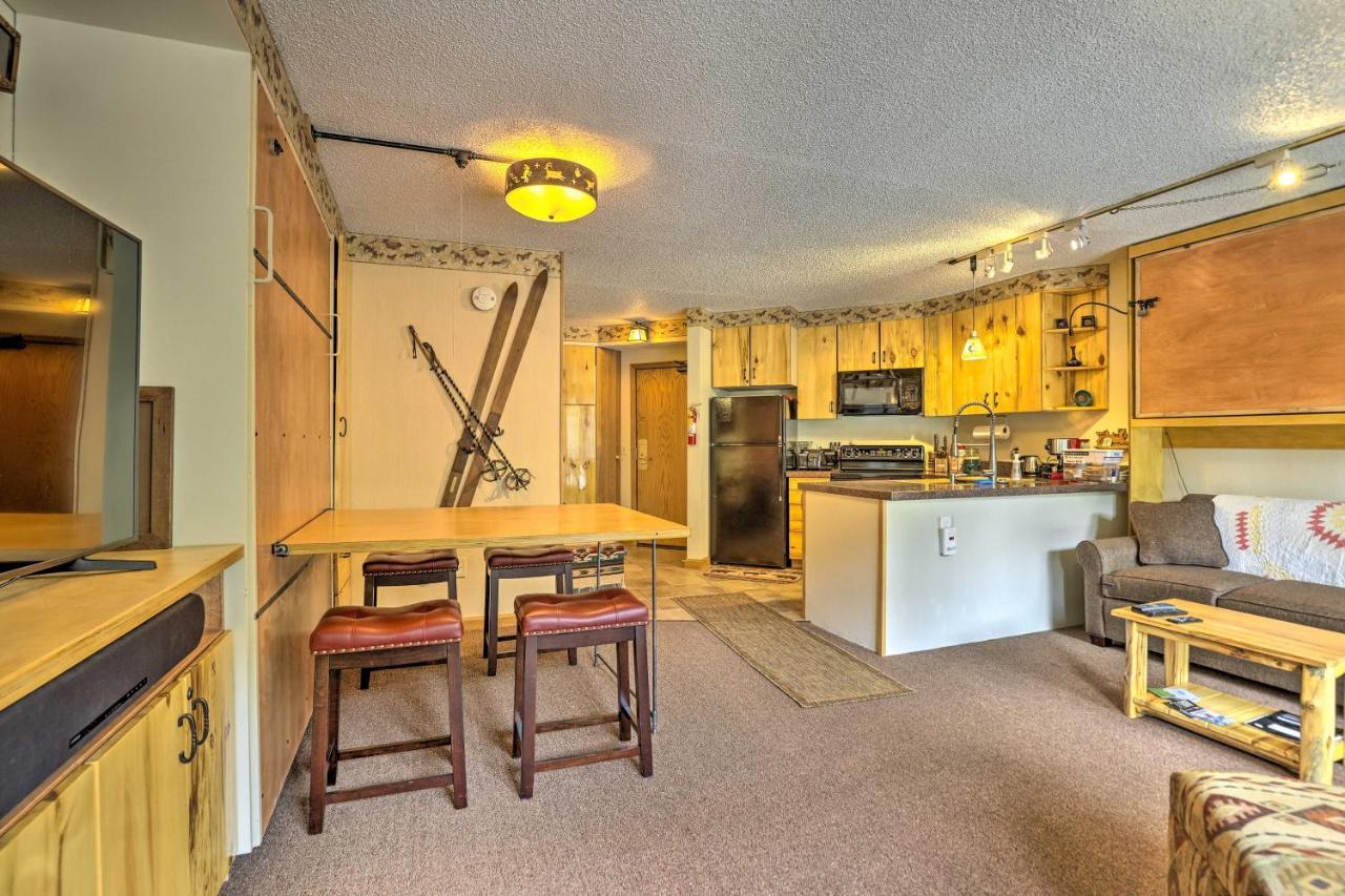 Apartment Ski-inandski-out At Base!