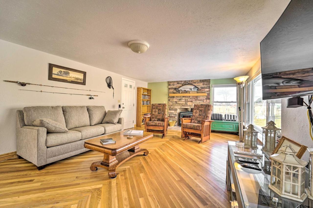 Holiday home Ranch With Hot Tub And 1-acre Yard! *