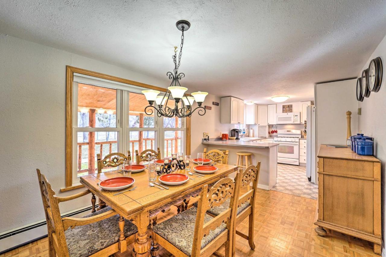 Ranch With Hot Tub And 1-acre Yard! Holiday home *