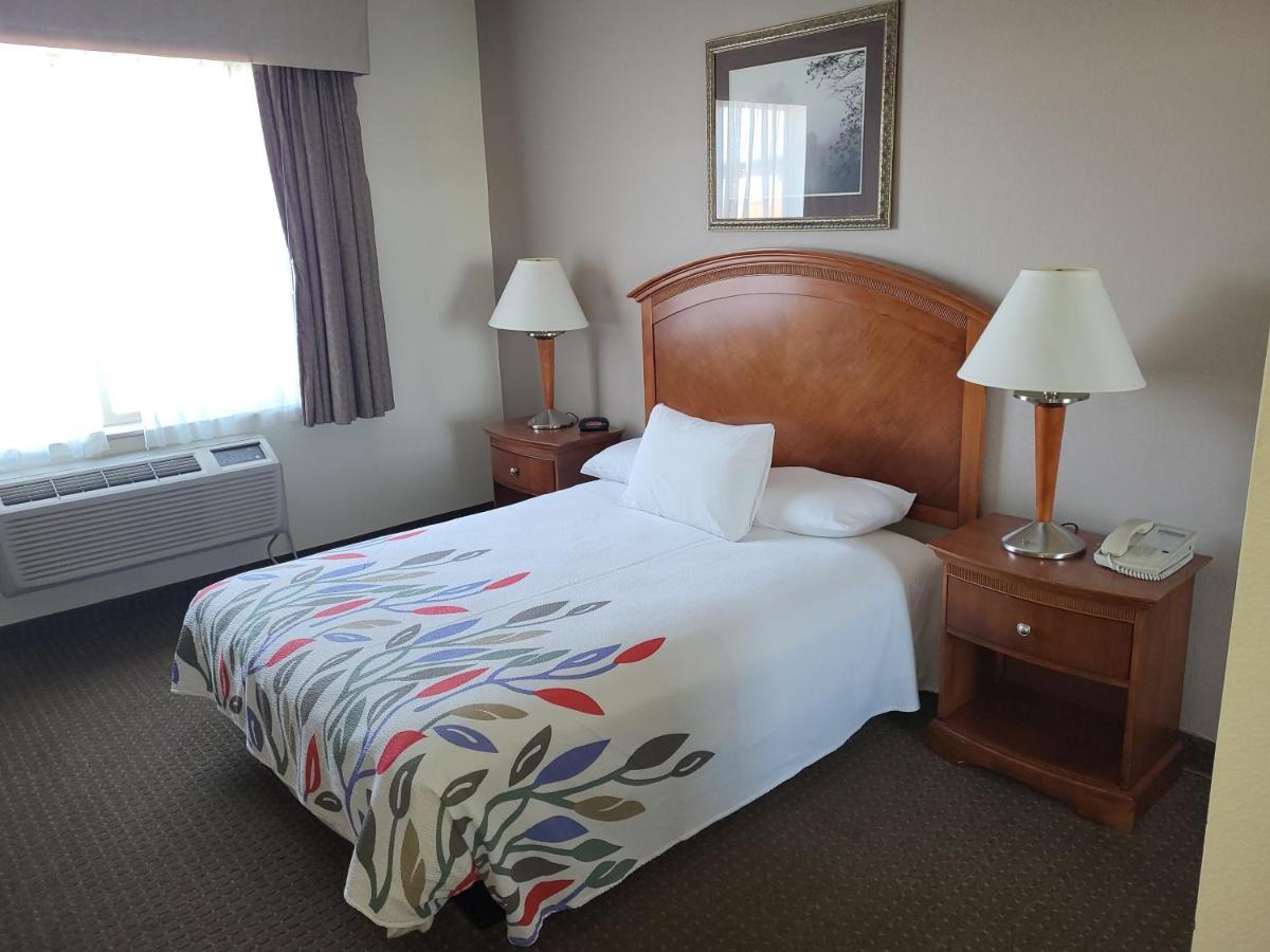 Hotel A Riverside Fairplay