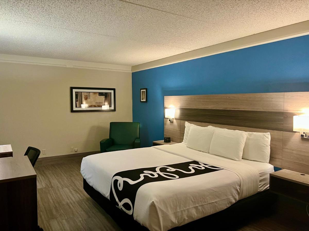 La Quinta By Wyndham Denver Hotel