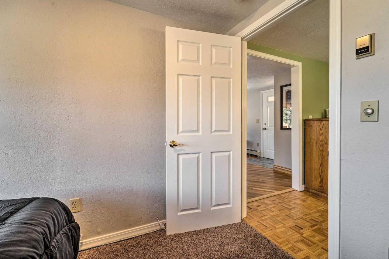 Ranch With Hot Tub And 1-acre Yard! * Dolores