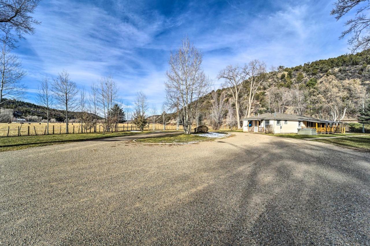 Holiday home Ranch With Hot Tub And 1-acre Yard! *