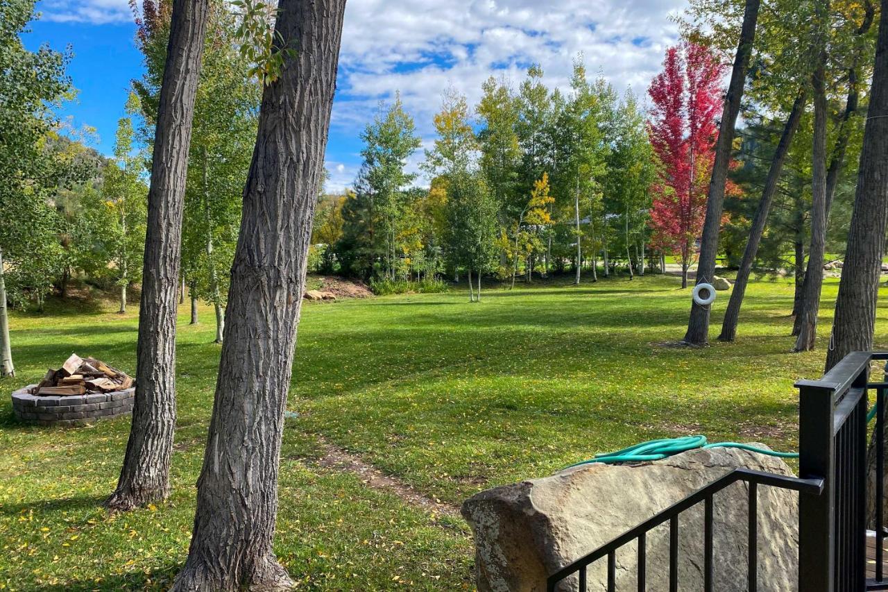 Holiday home Ranch With Hot Tub And 1-acre Yard! *