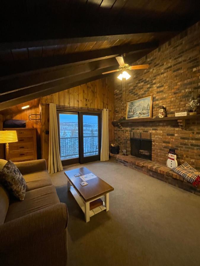 Hideaway Mountain Lodge *
