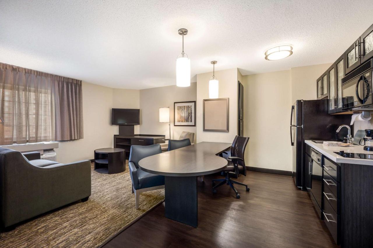 Hotel Sonesta Simply Denver West Federal Center
