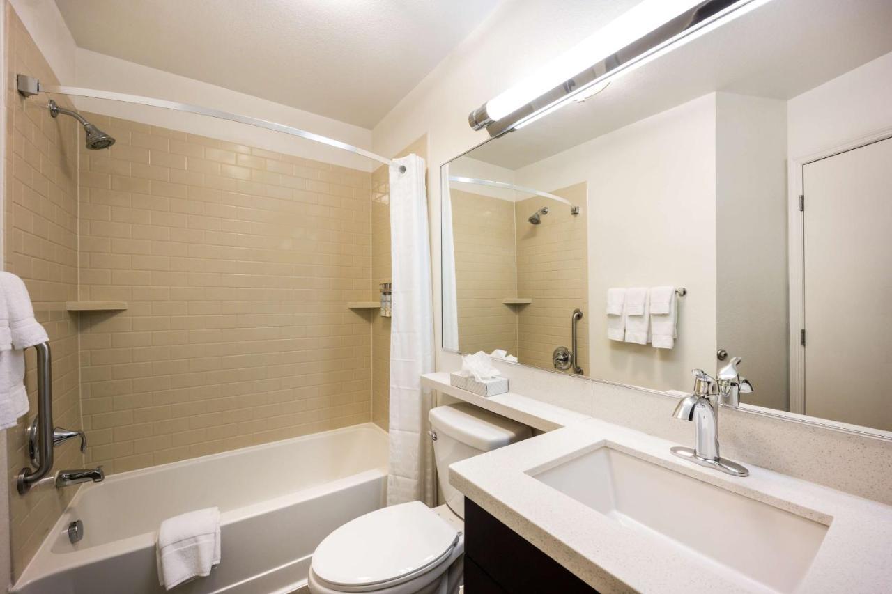 Hotel Sonesta Simply Denver West Federal Center 2*